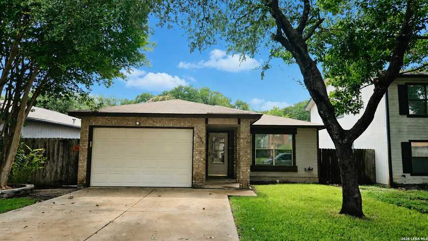 13354 Greenstone